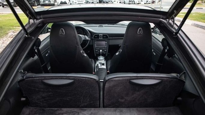 Подержанный Porsche 911 Carrera 4S VI (997) Рестайлинг, 3.8 л, 2009 в Дубае от Dresden Motors Черный цвет. GCC | AUTO.AE