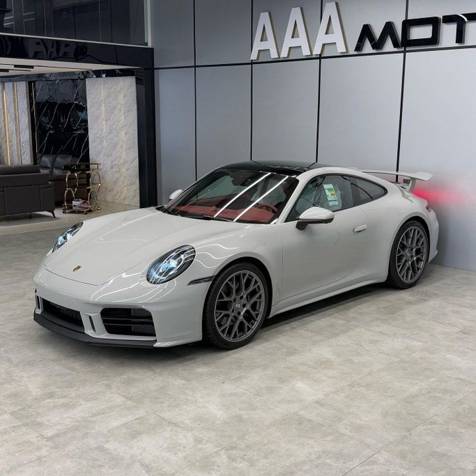 Новый Porsche 911 Carrera VIII (992), 3.0 л, 2025 в Дубае от AAA Motors Серебристый цвет. GCC | AUTO.AE