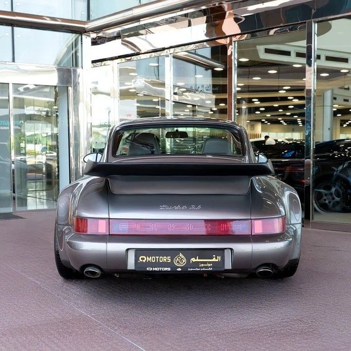 Подержанный Porsche 911 Turbo IV (993), 3.6 л, 1994 в Дубае от Q Motors Серый цвет. Европейская | AUTO.AE