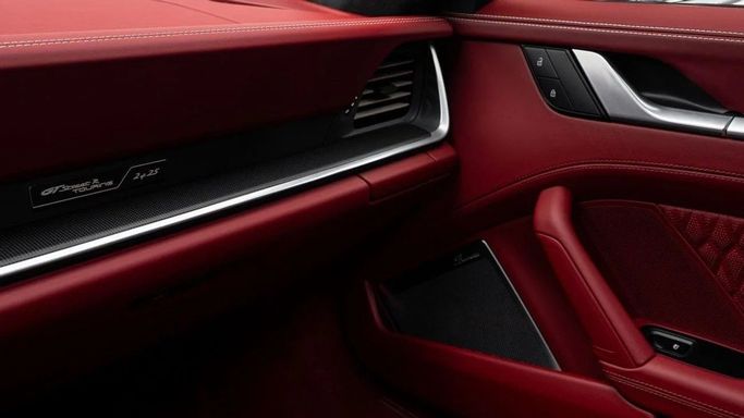 Новый Porsche 911 Turbo S TECHART GTstreet R Touring VIII (992) Рестайлинг, 3.7 л, 2024 в Дубае от Al Ain Class Motors Серый цвет. Европейская | AUTO.AE