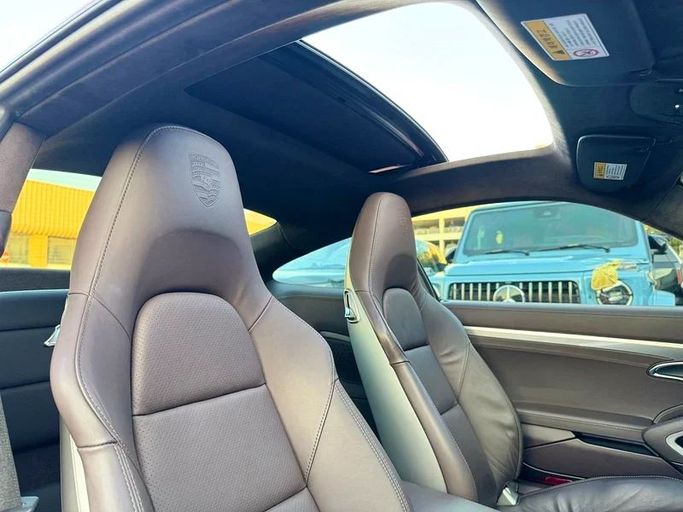 Used Porsche 911 Carrera S VII (991) Facelift, 3.0 l, 2017 in Dubai by Auto Bank Motors, Red color. Korean Specs | AUTO.AE