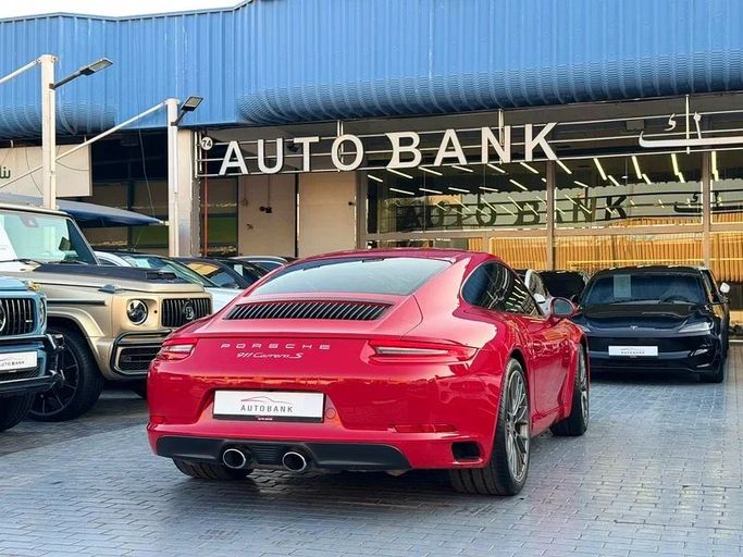 Used Porsche 911 Carrera S VII (991) Facelift, 3.0 l, 2017 in Dubai by Auto Bank Motors, Red color. Korean Specs | AUTO.AE