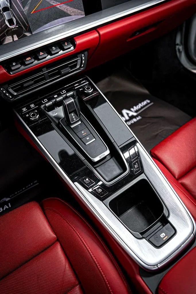 Подержанный Porsche 911 Carrera 4S VIII (992), 3.0 л, 2021 в Дубае от MBA Motors Белый цвет. Other | AUTO.AE