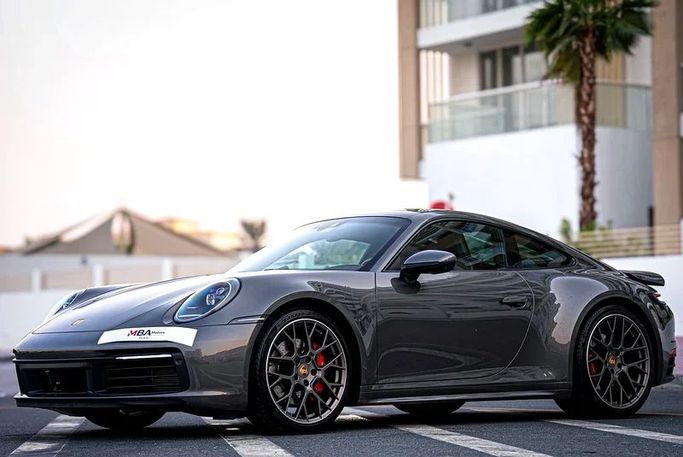 Подержанный Porsche 911 Carrera 4S VIII (992), 3.0 л, 2021 в Дубае от MBA Motors Серый цвет. GCC | AUTO.AE