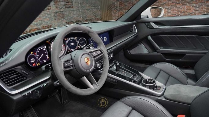 Новый Porsche 911 Turbo S VIII (992), 3.7 л, 2023 в Дубае от Dourado Luxury Car Серый цвет. Европейская | AUTO.AE