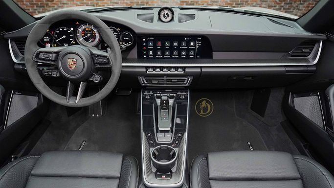 Новый Porsche 911 Turbo S VIII (992), 3.7 л, 2023 в Дубае от Dourado Luxury Car Серый цвет. Европейская | AUTO.AE