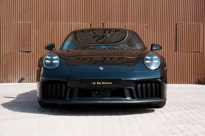 Новый Porsche 911 Carrera GTS VIII (992), 3.0 л, 2025 в Дубае от 8 Ba Motors Черный цвет. Европейская | AUTO.AE