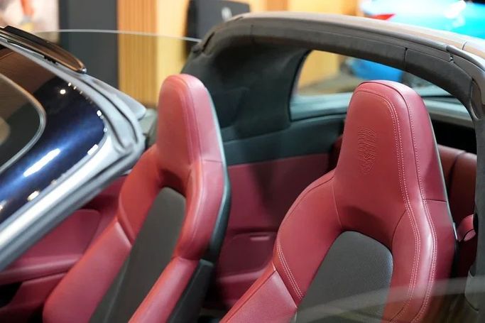 Подержанный Porsche 911 4S VIII (992), 3.0 л, 2024 в Дубае от 8 Ba Motors Черный цвет. Европейская | AUTO.AE