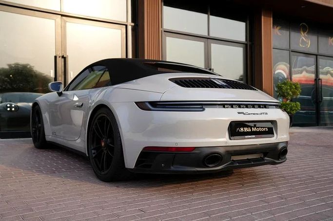 Подержанный Porsche 911 Carrera GTS VIII (992), 3.0 л, 2024 в Дубае от 8 Ba Motors Белый цвет. Европейская | AUTO.AE