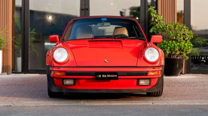 Подержанный Porsche 911 Turbo II (911, 930), 3.3 л, 1988 в Дубае от 8 Ba Motors Красный цвет. Американская | AUTO.AE