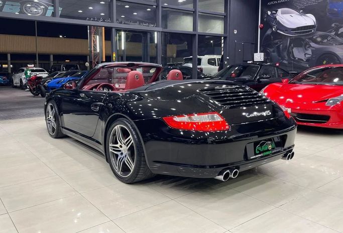 Подержанный Porsche 911 Carrera 4S VI (997) Рестайлинг, 3.8 л, 2009 в Дубае от Carbon Cars Черный цвет. GCC | AUTO.AE