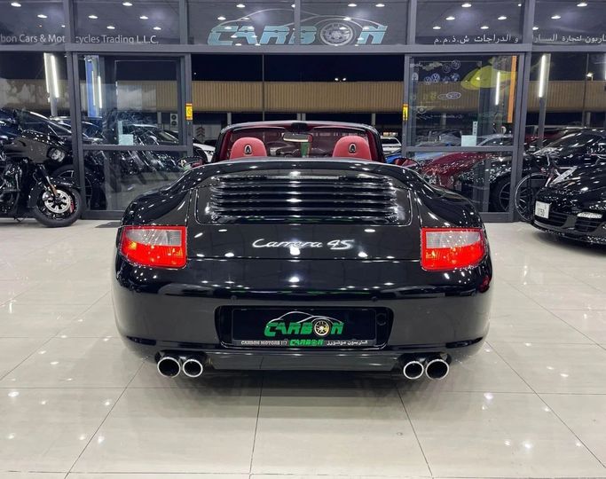 Подержанный Porsche 911 Carrera 4S VI (997) Рестайлинг, 3.8 л, 2009 в Дубае от Carbon Cars Черный цвет. GCC | AUTO.AE
