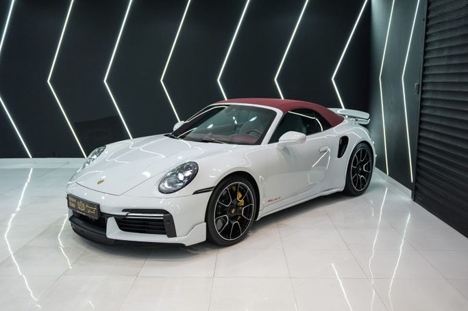 Подержанный Porsche 911 Turbo S VIII (992), 3.7 л, 2021 в Дубае от Sanam Cars Белый цвет. GCC | AUTO.AE