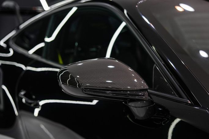 Подержанный Porsche 911 Carrera GTS VIII (992), 3.0 л, 2024 в Дубае от Sanam Cars Черный цвет. GCC | AUTO.AE