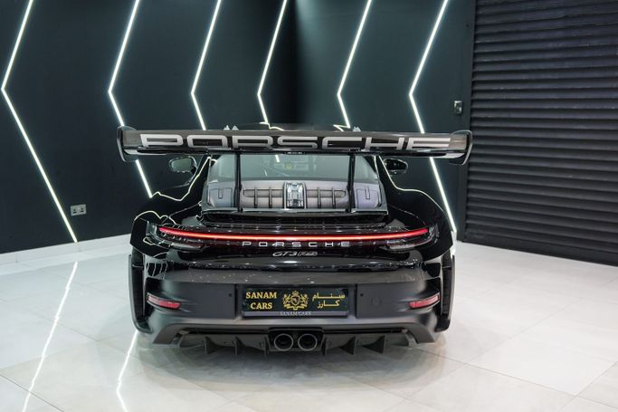 Подержанный Porsche 911 Carrera GTS VIII (992), 3.0 л, 2024 в Дубае от Sanam Cars Черный цвет. GCC | AUTO.AE