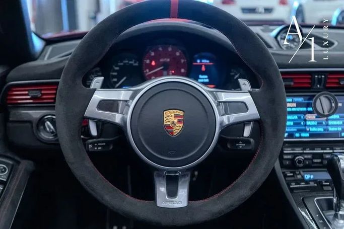 Подержанный Porsche 911 Carrera GTS VII (991) Рестайлинг, 3.0 л, 2016 в Дубае от A1 Luxury Motors Красный цвет. GCC | AUTO.AE
