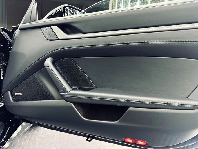 Used Porsche 911 Carrera VIII (992), 3.0 l, 2025 in Dubai by Zeus Motors, Black color. GCC Specs | AUTO.AE