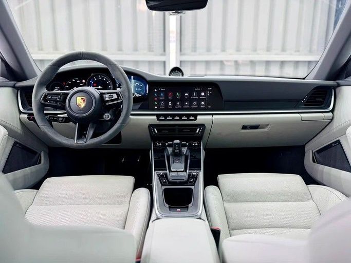 Used Porsche 911 4 VIII (992), 3.0 l, 2023 in Dubai by Zeus Motors, White color. European Specs | AUTO.AE