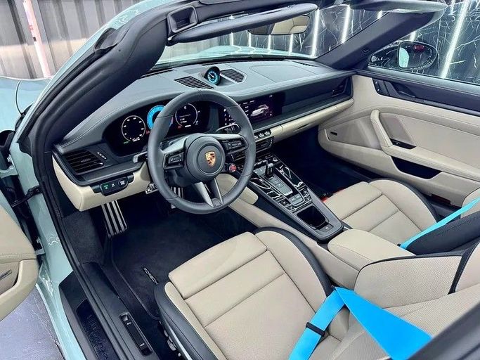 Used Porsche 911 4 GTS VIII (992), 3.0 l, 2026 in Dubai by Zeus Motors, Green color. GCC Specs | AUTO.AE