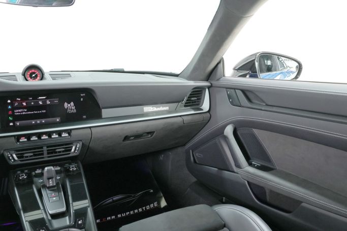 Подержанный Porsche 911 Dakar VIII (992), 3.0 л, 2023 в Дубае от The Car Superstore Белый цвет. GCC | AUTO.AE