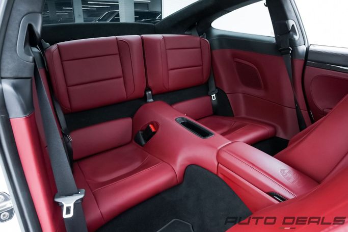 Used Porsche 911 Turbo S VII (991) Facelift, 3.8 l, 2017 in Dubai by AUTO DEALS, White color. GCC Specs | AUTO.AE