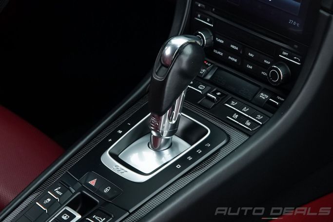 Used Porsche 911 Turbo S VII (991) Facelift, 3.8 l, 2017 in Dubai by AUTO DEALS, White color. GCC Specs | AUTO.AE