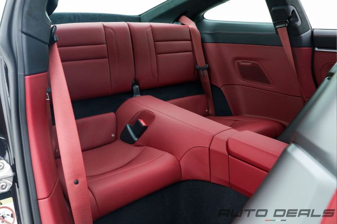 Новый Porsche 911 Carrera S VIII (992), 3.0 л, 2024 в Дубае от AUTO DEALS Черный цвет. GCC | AUTO.AE