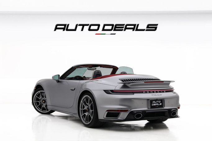 Новый Porsche 911 Turbo S VIII (992), 3.7 л, 2023 в Дубае от AUTO DEALS Серый цвет. Европейская | AUTO.AE