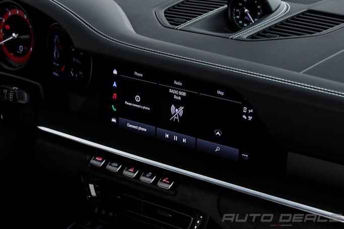 Новый Porsche 911 Dakar VIII (992), 3.0 л, 2024 в Дубае от AUTO DEALS Зеленый цвет. Европейская | AUTO.AE