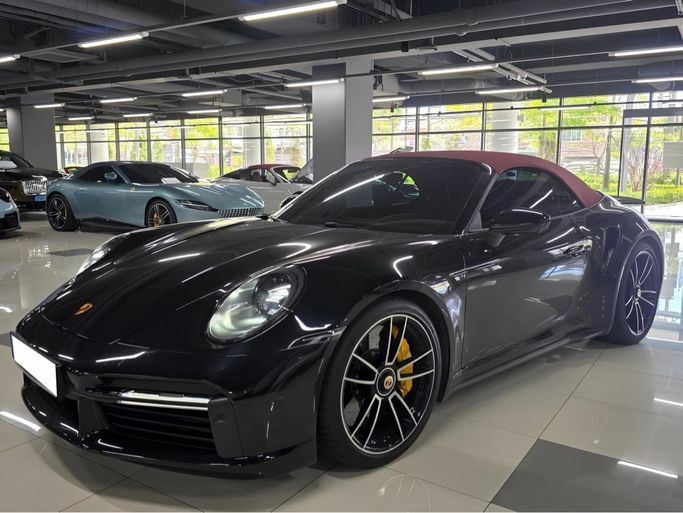 مستعملة Porsche 911 Turbo S ثامناً (992), 3.7 l, 2022 في في دبي من Fair Import، اللون أسود. المواصفات الكورية | AUTO.AE | إعلان #250761