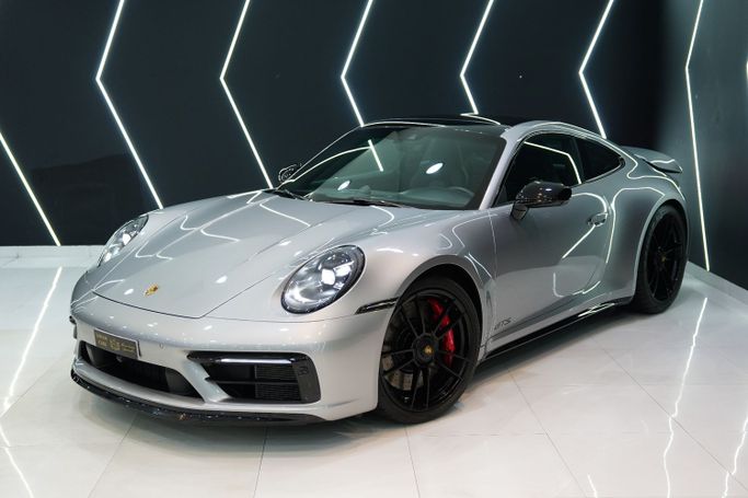 مستعملة Porsche 911 Carrera GTS ثامناً (992), 3.0 l, 2022 في في دبي من Sanam Cars، اللون فضي. مواصفات الخليج | AUTO.AE | إعلان #256411