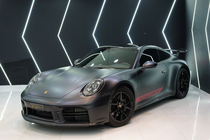 مستعملة Porsche 911 Carrera عملية فيس ليفت VIII (992), 3.0 l, 2025 في في دبي من Sanam Cars، اللون أسود. مواصفات الخليج | AUTO.AE | إعلان #272546