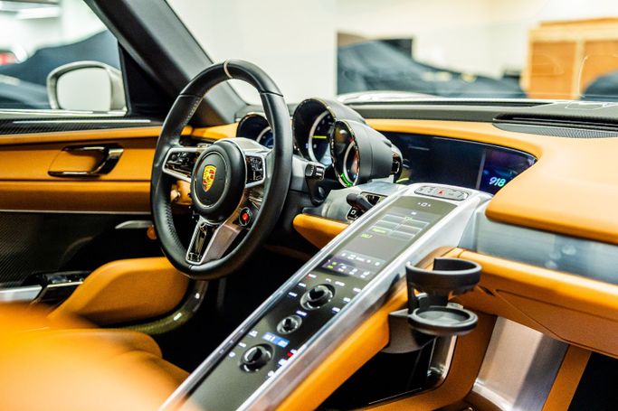 New Porsche 918 Spyder, 4.6 l, 2014 in Dubai, Beige color. European Specs | AUTO.AE