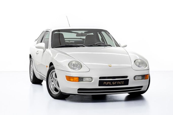 مستعملة Porsche 968, 3.0 l, 1992 في في دبي من PUPIL OF FATE MOTORS، اللون أبيض. أخرى | AUTO.AE