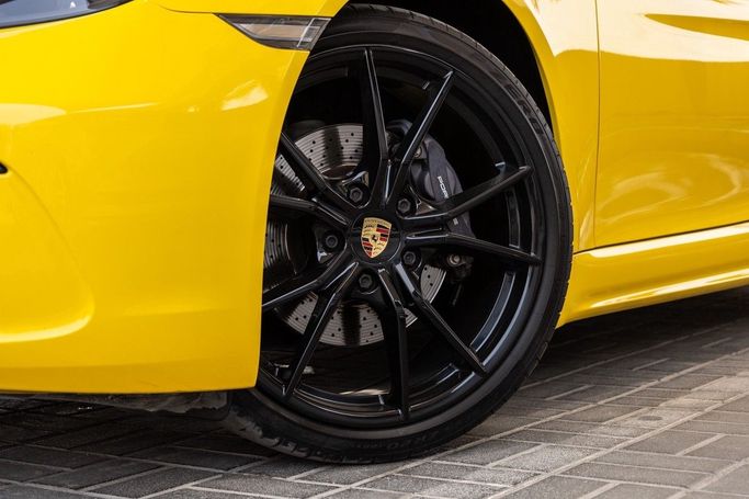 Used Porsche 718 Boxster IV 718 (982), 2.0 l, 2020 in Dubai by Linda Cars, Yellow color. GCC Specs | AUTO.AE