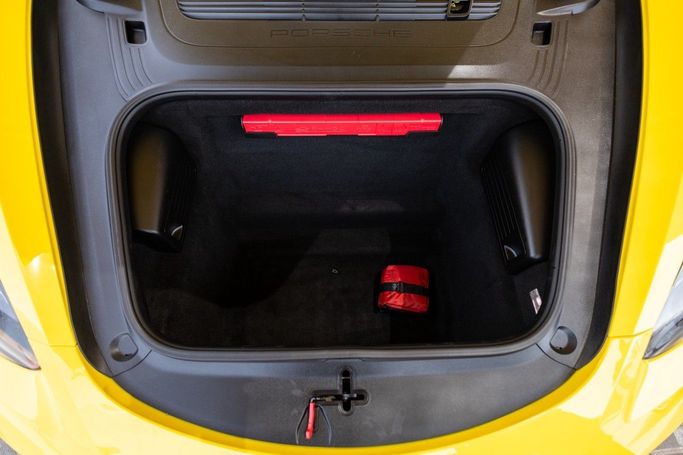 Used Porsche 718 Boxster IV 718 (982), 2.0 l, 2020 in Dubai by Linda Cars, Yellow color. GCC Specs | AUTO.AE
