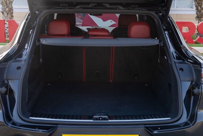 Used Porsche Cayenne III Facelift, 3.0 l, 2023 in Dubai by Linda Cars, Black color. GCC Specs | AUTO.AE