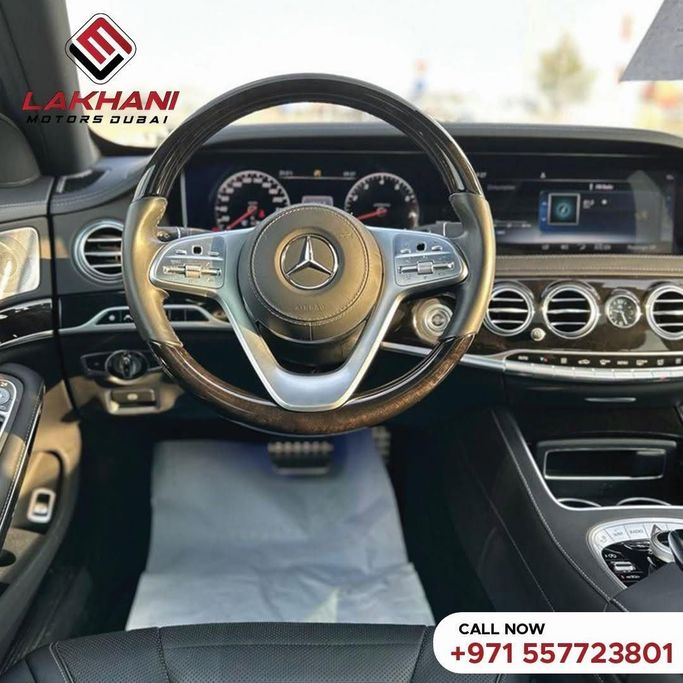 Подержанный Porsche Cayenne II Рестайлинг (958), 3.6 л, 2017 в Дубае от Lakhani Motors Белый цвет. Японская | AUTO.AE