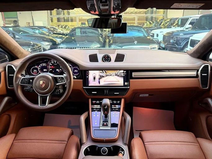 Used Porsche Cayenne III Facelift, 3.0 l, 2023 in Dubai by Auto Bank Motors, White color. Korean Specs | AUTO.AE