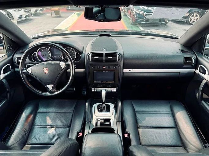 Подержанный Porsche Cayenne S I Рестайлинг (957), 4.8 л, 2008 в Дубае от Mirza Automobile FZE Черный цвет. Японская | AUTO.AE