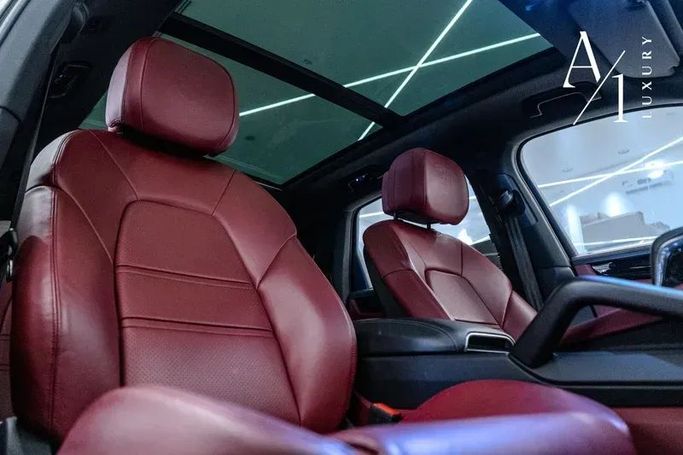 Подержанный Porsche Cayenne III, 3.0 л, 2022 в Дубае от A1 Luxury Motors Белый цвет. GCC | AUTO.AE