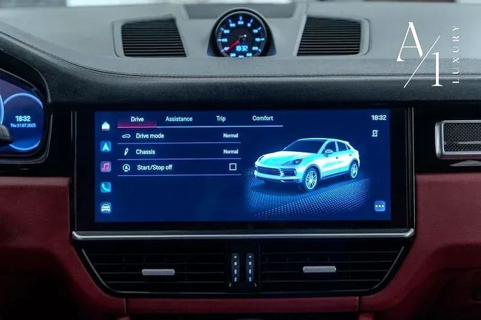 Подержанный Porsche Cayenne Coupé III, 3.0 л, 2023 в Дубае от A1 Luxury Motors Белый цвет. GCC | AUTO.AE