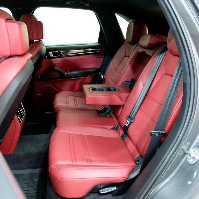 Used Porsche Cayenne S III, 2.9 l, 2019 in Dubai by Carzilla Motors, Grey color. GCC Specs | AUTO.AE