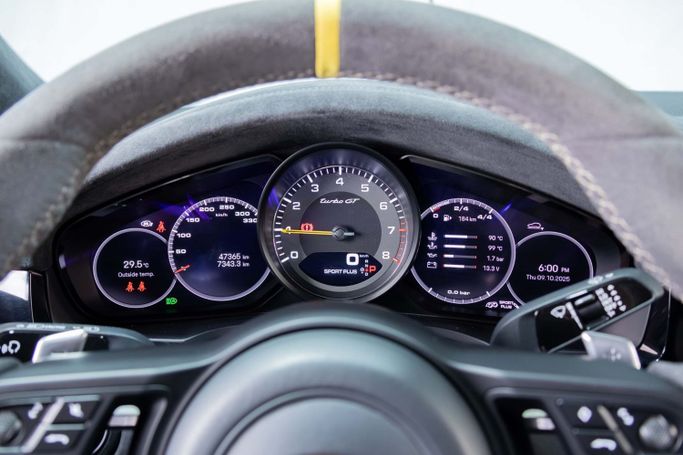 Подержанный Porsche Cayenne Turbo GT Coupé III, 4.0 л, 2022 в Дубае от The Car Superstore Другой цвет цвет. Other | AUTO.AE