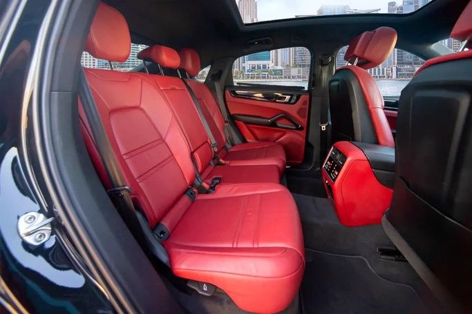 Used Porsche Cayenne Coupé III, 3.0 l, 2023 in Dubai by Royal Diamond Motors, Black color. GCC Specs | AUTO.AE