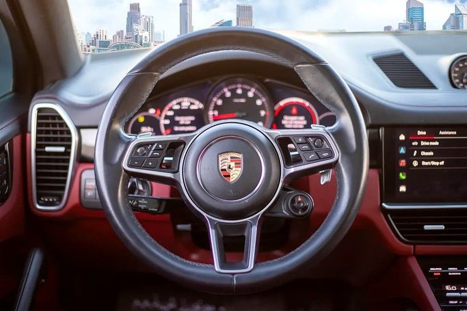 Used Porsche Cayenne Coupé III, 3.0 l, 2023 in Dubai by Royal Diamond Motors, Black color. GCC Specs | AUTO.AE