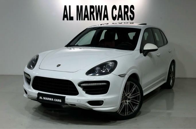 Подержанный Porsche Cayenne GTS II (958), 4.8 л, 2014 в ОАЭ, Дубай от AL MARWA CARS Белый цвет. GCC | AUTO.AE | Объявление #283360