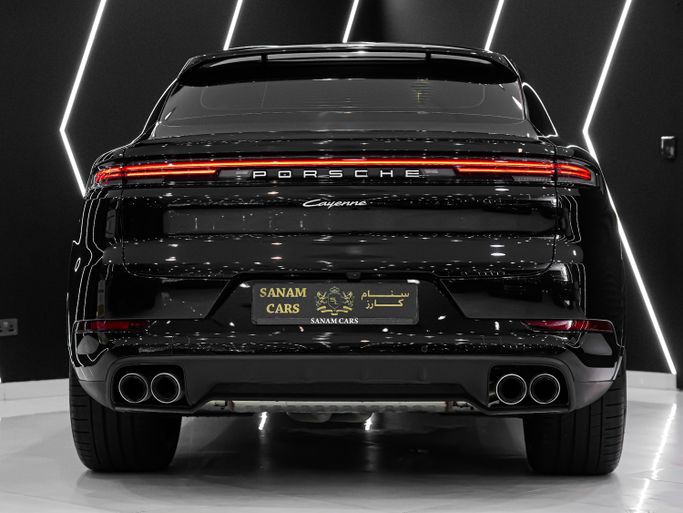 Used Porsche Cayenne Coupé III Facelift, 3.0 l, 2024 in UAE, Dubai by Sanam Cars, Black color. GCC Specs | AUTO.AE | Listing #295626 — photo 24 of 26