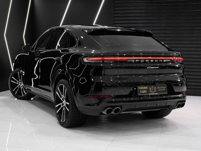 Used Porsche Cayenne Coupé III Facelift, 3.0 l, 2024 in UAE, Dubai by Sanam Cars, Black color. GCC Specs | AUTO.AE | Listing #295626 — photo 25 of 26