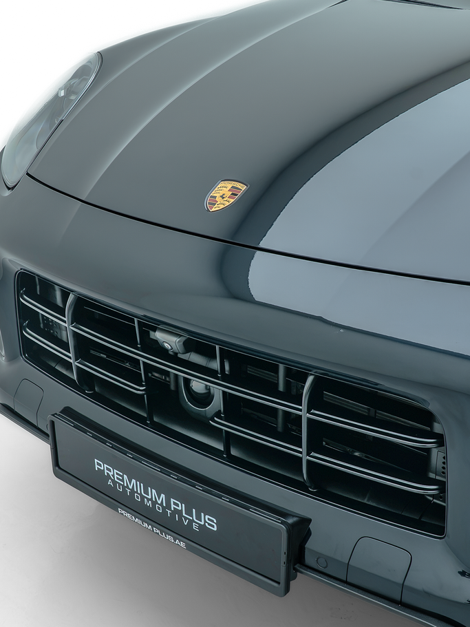 Used Porsche Cayenne Coupé III Facelift, 3.0 l, 2023 in UAE, Dubai by Premium Plus Automotive, Navy Blue color. GCC Specs | AUTO.AE | Listing #296345 — photo 12 of 26